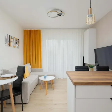 In With Parking, Bathtub And Desk For Remote Work By Renters