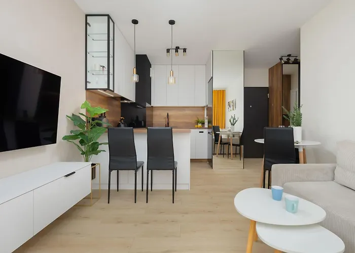 In With Parking, Bathtub And Desk For Remote Work By Renters شقة *